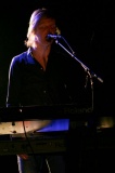 Ozark_Henry02 * 366 x 550 * (55KB)