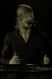 Ozark_Henry14 * 366 x 550 * (65KB)