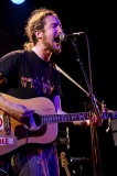 Frank_Turner08 * 366 x 550 * (91KB)