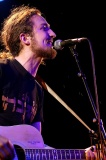 Frank_Turner09 * 366 x 550 * (91KB)