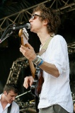 Mystery_Jets09 * 366 x 550 * (96KB)