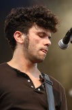 Romain_Humeau19 * 366 x 550 * (82KB)