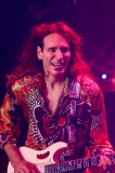 Steve_Vai17 * 366 x 550 * (108KB)