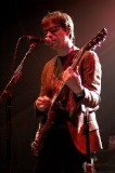Weezer12 * 380 x 570 * (95KB)